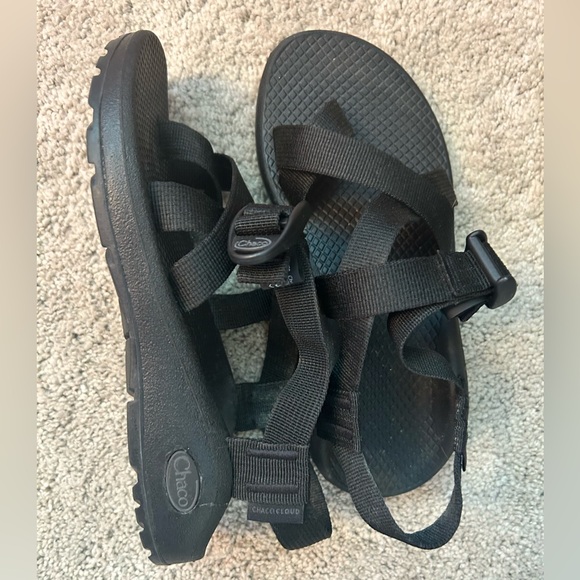 Black size 6 women’s Chaco Cloud Z2 sandals - Picture 1 of 5